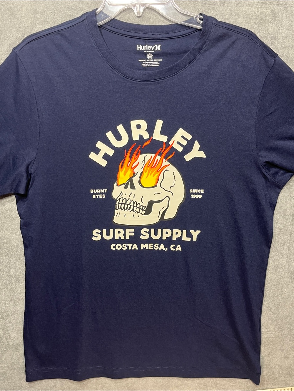 Hurley Flame Eyed Skull Surf Supply Graphic T-Shirt NWT Medium Blue